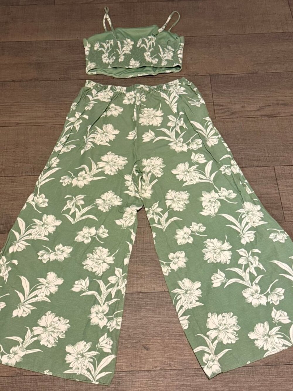 Midnight Sky Floral 2 Piece Set Womens L Crop Top Wide Leg
